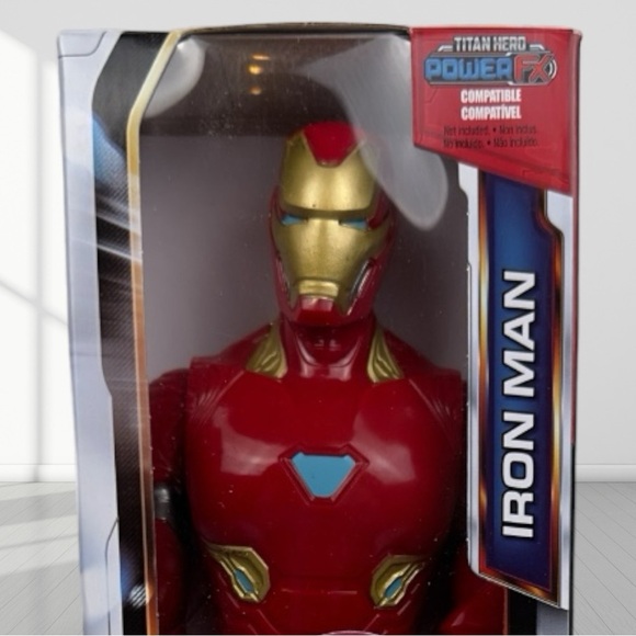 The Titan Hero Series 12-inch scale Iron Man - Picture 3 of 7